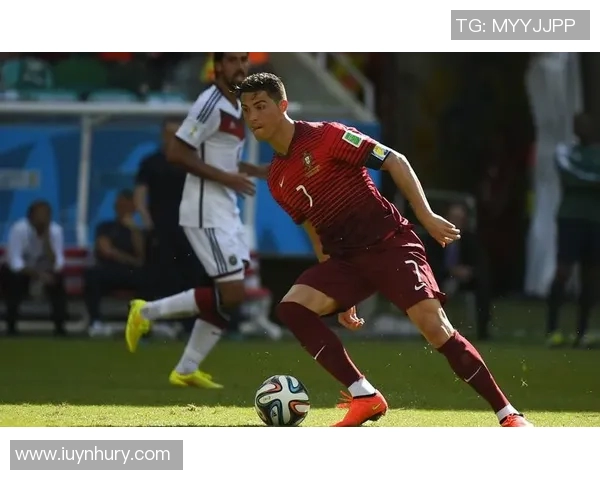 足球明星与女明星的魅力壁纸合集尽显风采与时尚魅力